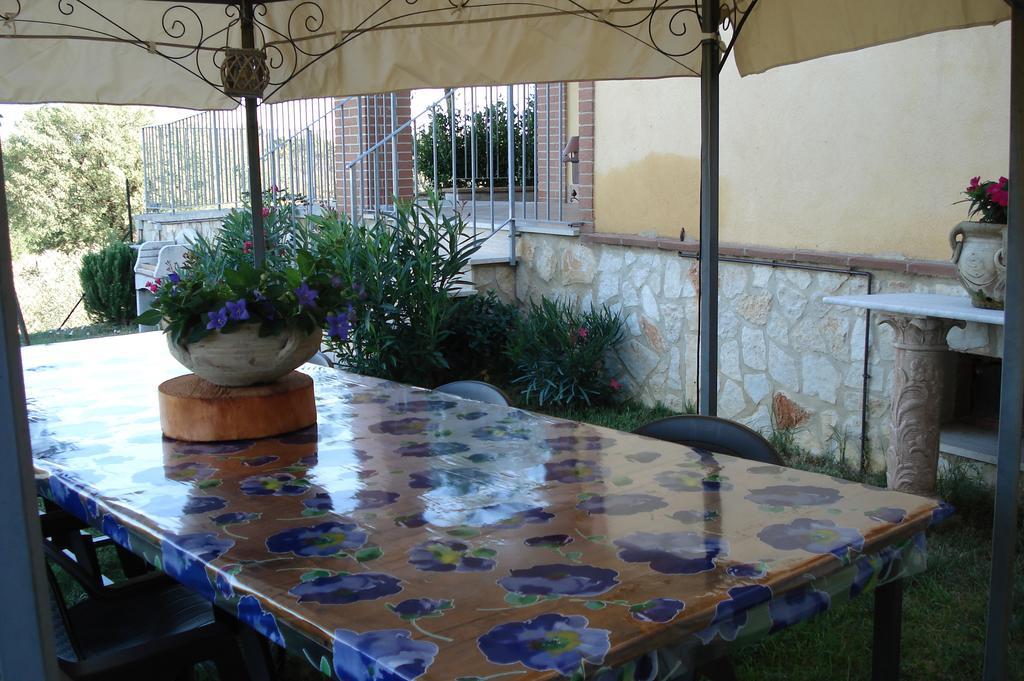 فيلا Casa La Pineta Pievescola المظهر الخارجي الصورة